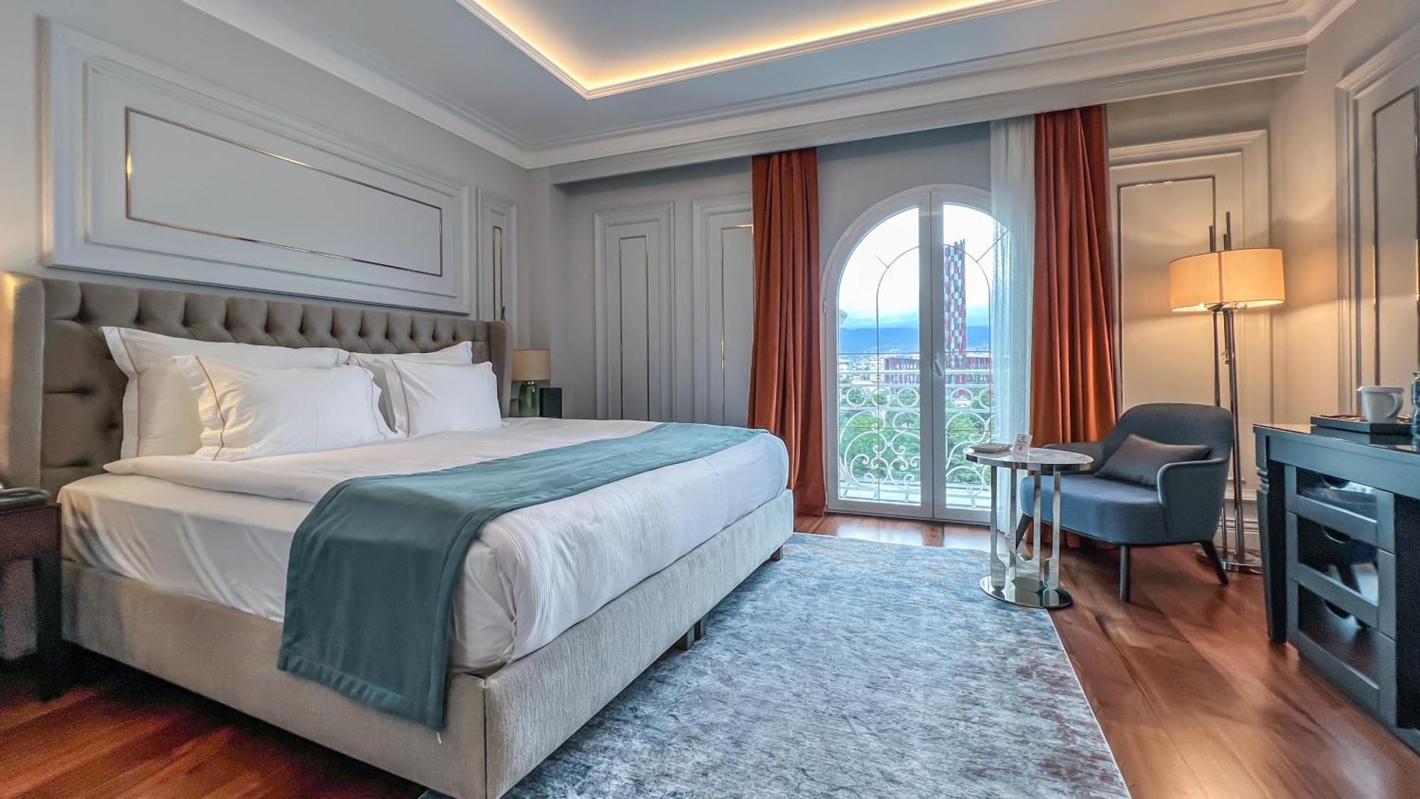 Deluxe King Room with City View,1499650762:JPEG